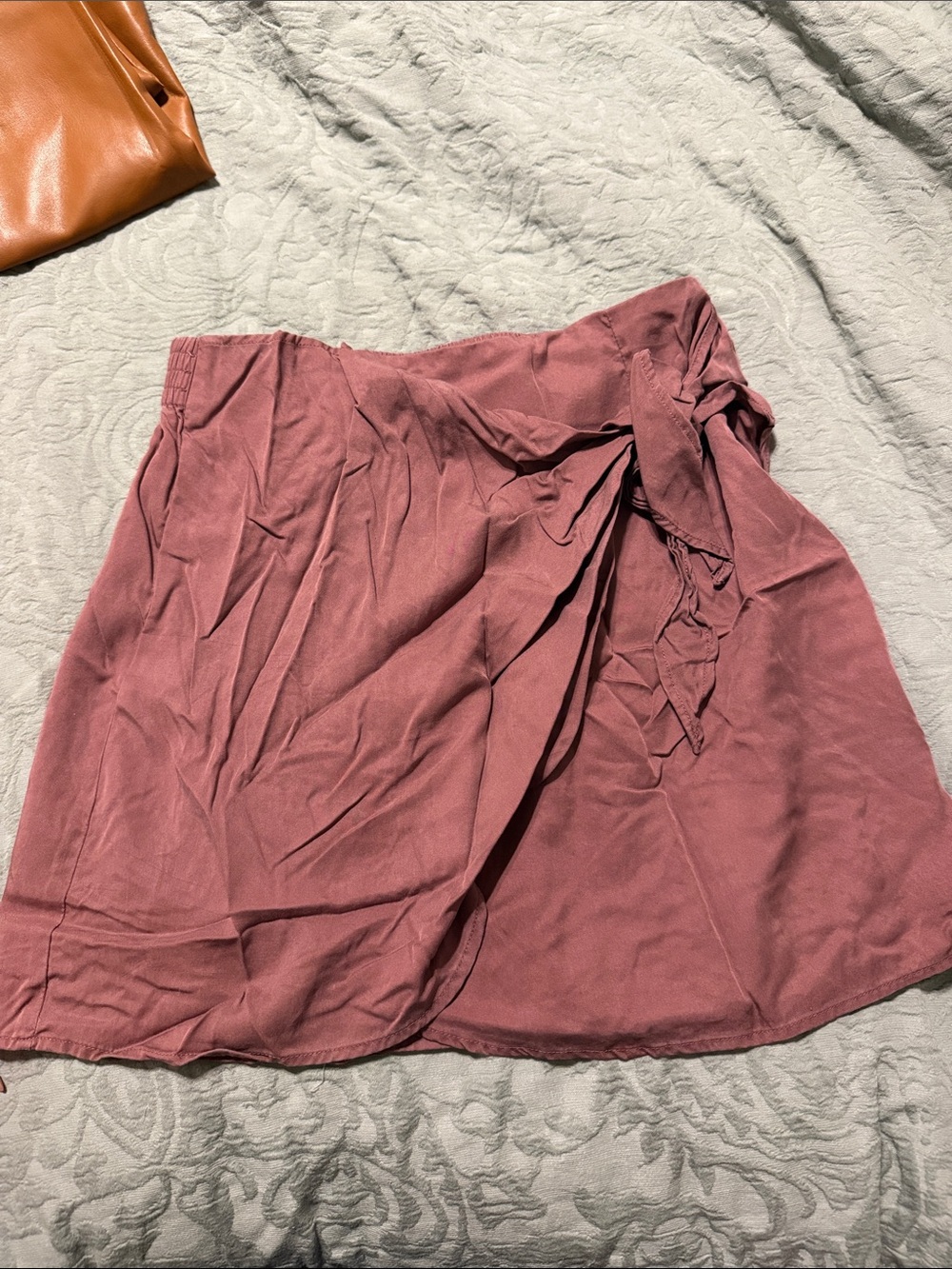 Mauve boutique side tie skirt